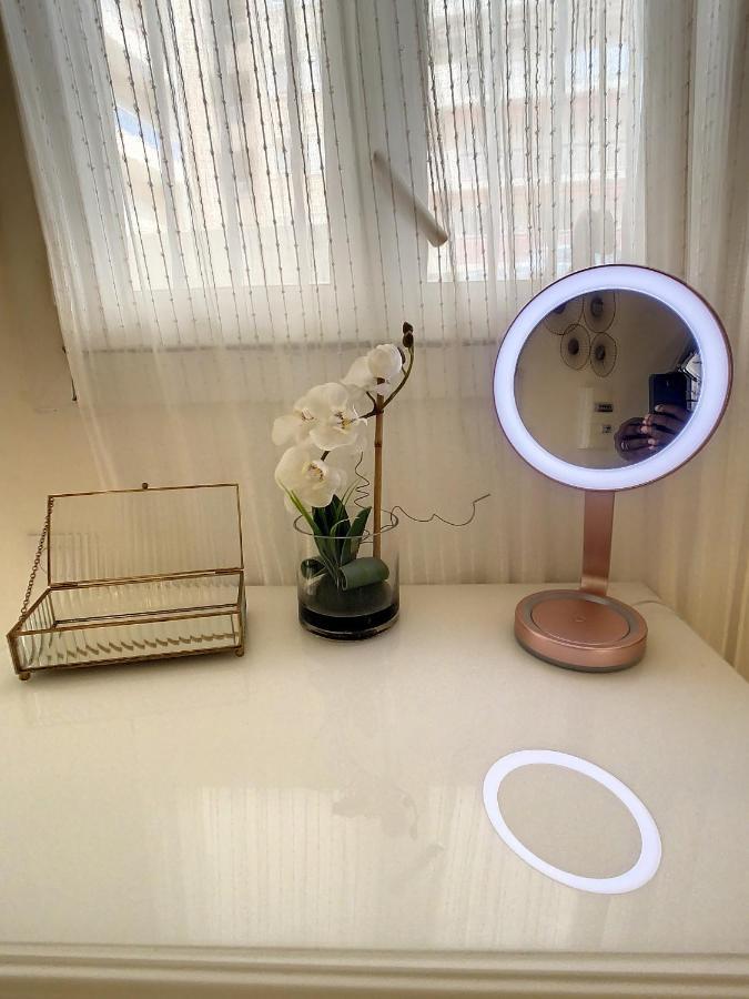 Apartmán T1 Centre Ville, Vieil Antibes, Port, Gare Et Plage 4Pers Exteriér fotografie